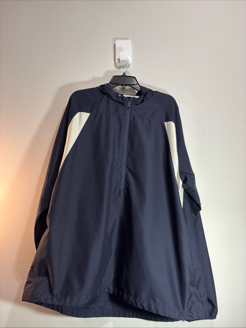 Cutter & Buck Golf Navy and White Lightweight Windbreaker Jacket 1449C